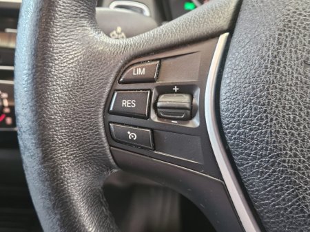 2017 BMW 1 Series 116d SE thumbnail