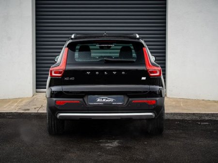 2023 Volvo XC40 RECHARGE T4 CORE €33,450 thumbnail