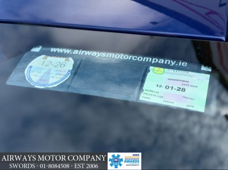 2016 Ford Focus - thumbnail 25