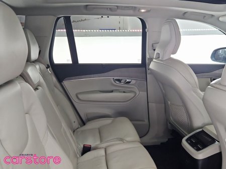 2023 Volvo XC90 - thumbnail 10