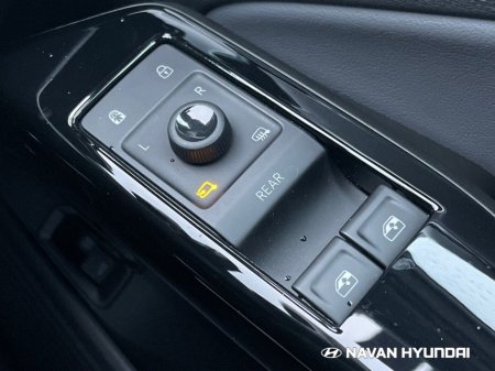 2024 Volkswagen ID.4 PRO PLUS 77kWh 286HP €34,950 thumbnail