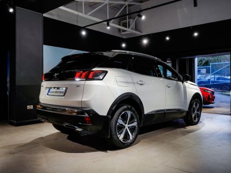 2021 Peugeot 3008 - thumbnail 11