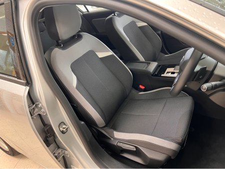 2024 Opel Astra *SUPERB VALUE* AUTOMATIC DIESEL **Finance Arranged/High Spec/Automatic www.bolands.ie Est.1955 €27,450