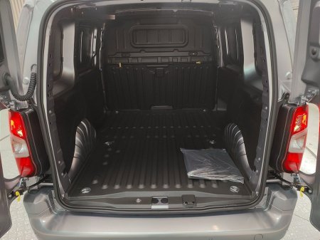 2025 Citroen Berlingo ENTERPRISE PLUS From €107 Per Week €23,284 thumbnail