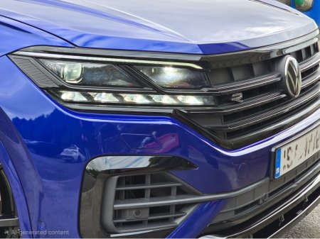 2023 Volkswagen Touareg 3.0TSI V6 R-LINE 462BHP 5DR LAPIZ BLUE +MAXTON KIT STUNNING! €67,950 thumbnail