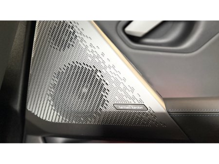 2025 BMW 5 Series - thumbnail 19