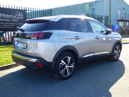 2019 Peugeot 3008 1.5 HDI 130 BHP ALLURE AUTO // ONE OWNER // GREAT CONDITION // 07/27 NCT // REVERSE CAMERA, BLUETOOTH AND ELECTRIC WINDOWS // €16,950
