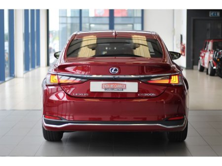 2020 Lexus ES 300 H 2.5 ES CVT 215BHP €30,899 thumbnail