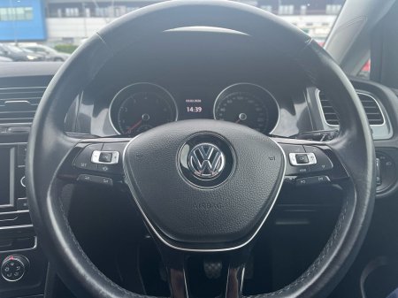 2019 Volkswagen Golf 1.0 MPI 85HP Trendline €17,995 thumbnail