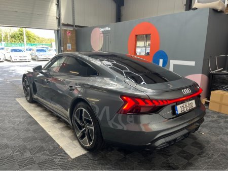 2023 Audi e-tron GT quattro - thumbnail 4