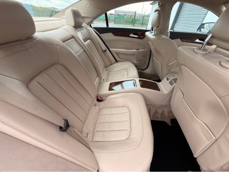 2016 Mercedes-Benz CLS Class - thumbnail 16