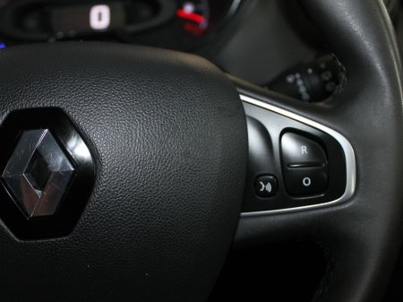 2018 Renault Captur - thumbnail 22