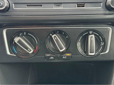 2014 Volkswagen Polo 1.2 TSI PETROL AUTO €10,950 thumbnail