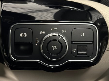 2023 Mercedes-Benz CLA Class 180 COUPE 4 DR**MULTIFUNCTIONAL STEERING WHEEL**DIGITAL DASH**TOUCH SCREEN INFOTAINMENT**FRONT HEATED SEATS**CREAM LEATHER INTERIOR**DUAL CLIMATE CONTROL**DYNAMIC DRIVE MODES**FINANCE AVAILABLE** €36,995 thumbnail