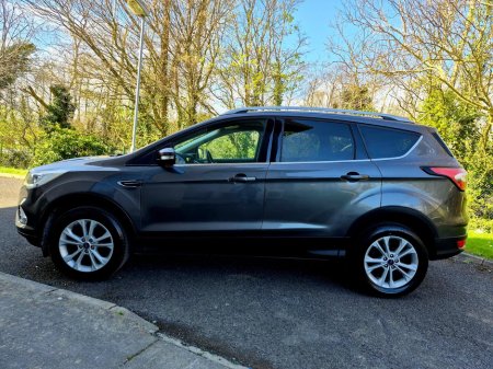 2019 Ford Kuga - thumbnail 3