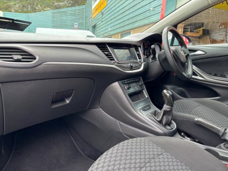 2018 Opel Astra - thumbnail 6