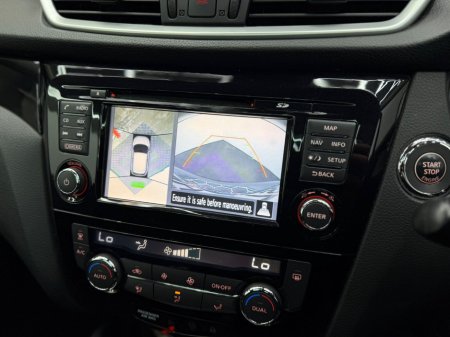 2017 Nissan Qashqai 1.5 DSL SV PREMIUM €14,950 thumbnail