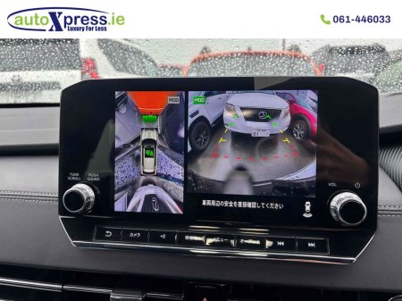 2023 Mitsubishi Outlander PHEV 4WD BLACK EDITION, Low mileage, Reversing camera thumbnail