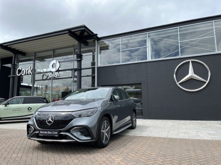 2025 Mercedes-Benz EQE - thumbnail 12