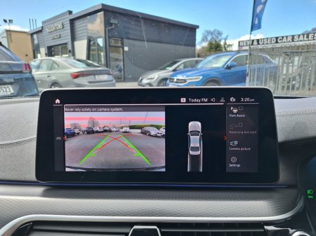 2023 BMW 5 Series - thumbnail 24