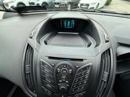 2015 Ford Kuga - thumbnail 20