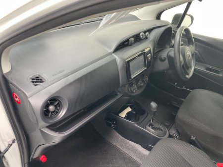 2018 Toyota Yaris - thumbnail 20