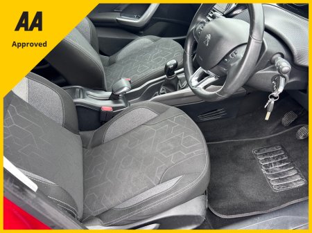 2018 Peugeot 2008 2018 PEUGEOT 2008 1.2 PETROL PURETEC €8,950 thumbnail