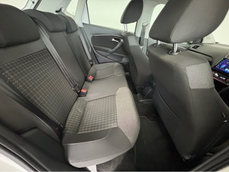 2014 Volkswagen Polo - thumbnail 9