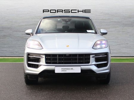 2024 Porsche Cayenne E-Hybrid Coupe €105,000 thumbnail