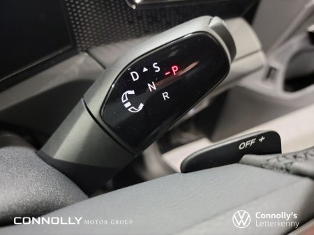 2026 Volkswagen Tiguan ED75 HYBRID 1.5 thumbnail