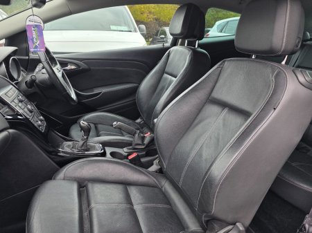 2017 Vauxhall Astra - thumbnail 9