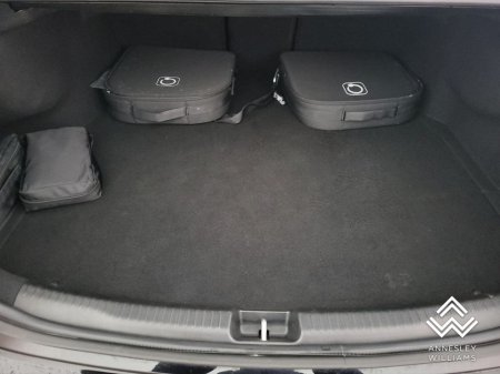 2025 Mercedes-Benz C Class - thumbnail 23