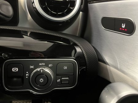 2022 Mercedes-Benz CLA Class - thumbnail 20