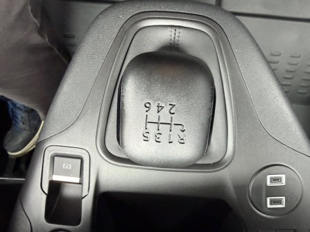 2026 Peugeot Partner - thumbnail 10