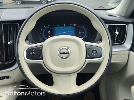 2022 Volvo XC60 - thumbnail 17