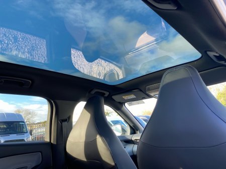 2026 Ford Explorer Premium 77KWh Driver assistance pack thumbnail