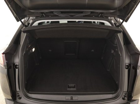 2023 Peugeot 3008 - thumbnail 17