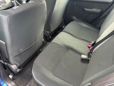 2007 Suzuki Swift - thumbnail 12