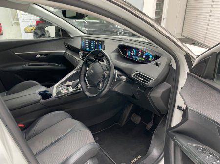 2021 Peugeot 3008 - thumbnail 10