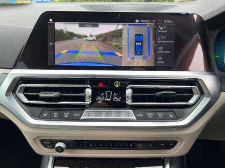 2022 BMW 3 Series - thumbnail 7