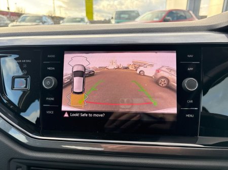 2024 Volkswagen Polo POLO STYLE 1.0 TSI 95HP D7F €24,975 thumbnail