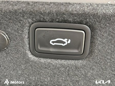 2026 Kia EV4 - thumbnail 15