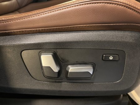 2021 BMW X5 xDrive45e M Sport €52,900 thumbnail