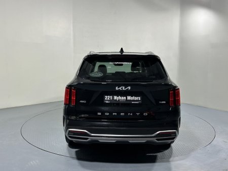 2022 Kia Sorento K4 Plug In Hybrid 4x4 7 Seater €43,800 thumbnail