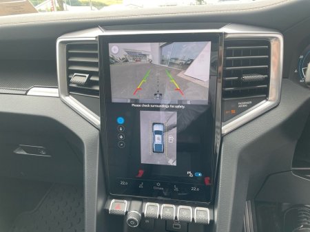 2025 Volkswagen Amarok  €60,810 thumbnail