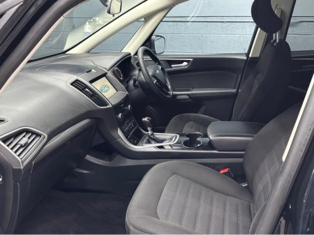 2017 Ford Galaxy - thumbnail 14