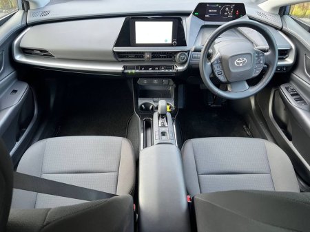 2024 Toyota Prius 1.8 HYBRID // LIKE NEW 3, 000 KM // DIGITAL CLUSTER // ADAPTIVE CRUISE CONTROL €29,950 thumbnail