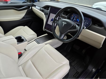 2019 Tesla Model X - thumbnail 8