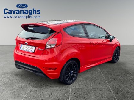 2016 Ford Fiesta - thumbnail 4