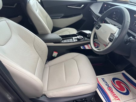 2022 Kia EV6 - thumbnail 8